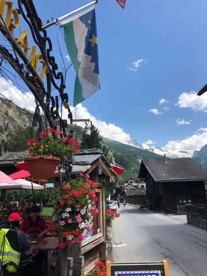 Au Village D'Evolene, Tres Joli Studio Calme Et Ensoleille Exteriér fotografie